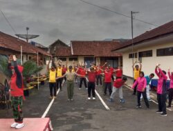 Pupuk Silaturrahmi, Polsek Cikijing Gelar Olah Raga Bersama