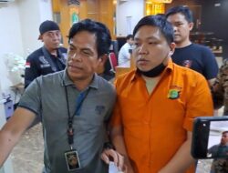 Kurang 24 Jam Ditangkap, Ini Tampang ‘Koboi’ Arogan Berbaju Tahanan