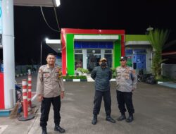 Polisi Ada Dimana-mana, Cegah Kriminalitas, Personil Polsek Cikijing Laksanakan Patroli Malam