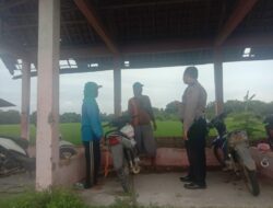 Polisi Blusukan, Berikan Pesan Kamtibmas, Bripka Syamsul Sambangi Warganya