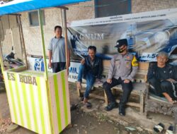 Polisi Blusukan, Bhabinkamtibmas Polsek Cingambul Bripda Fredy Melaksanakan Sambang Warga Desa Binaan