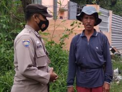 Bhabinkamtibmas Polsek Panyingkiran Pererat Tali Silaturahmi Dengan Cara Polisi Blusukan