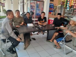 Laksanakan Giat Polisi RW, Kapolsek Sindawangi Sambangi Warga Desa Bantar Agung.