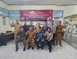 Pastikan Kegiatan Aman Dan Lancar,Polwan Bhabinkamtibmas Polres Majalengka Hadiri Rapat Pleno Terbuka DPHP