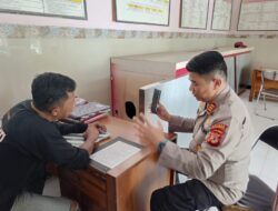 Biar Lebih Dekat Dengan Warga Melalui Polisi RW, Polisi Sambangi Ketua RW