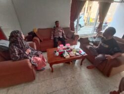 Blusukan Kamtibmas, Kapolsek Cikijing Sambangi Kepala Desa Cikijing.