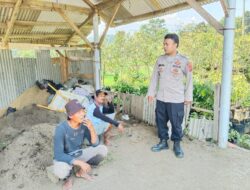 Jaga Kamtibmas, Bhabinkamtibmas Blusukan di Desa Indrakila