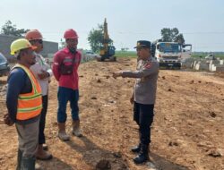 Kapolsek Jatitujuh Imbau Mandor Jaga Ketat Pekerja Agar Utamakan Keselamatan