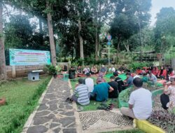 Ngobrol Mas, Panit Binmas Polsek Cikijing Sosialisasikan Fungsi dan Tugas Polisi RW Ke Warga RW 02 Desa Kasturi.