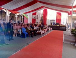 Polisi Ada Dimana-mana, Ps. Panit Samapta lll Polsek Cikijing Hadiri Acara Perpisahan Siswa-Siswi SMPN 1 Cikijing.