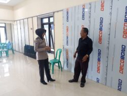 Polisi Blusukan, Polwan Bhabinkamtibmas Sambang Desa Sembari Berikan Imbauan Kamtibmas