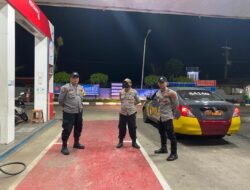 Polisi Ada Dimana-mana, Antisipasi Penyalahgunaan BBM, Bhabinkamtibmas Polsek Cikijing Patroli Ke SPBU.