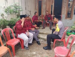 Takziah Warga Yang Meninggal, Bentuk Kepedulian Kapolsek Palasah Kepada Masyarakat