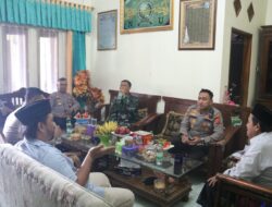 Patepang Sono Sareng Ulama, Kapolres Majalengka Kunjungi Kediaman Ketua PC NU Kabupaten Majalengka