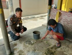 Bhabinkamtibmas Polsek Cikijing Blusukan Ke Warga Binaan, Sampaikan Himbauan Kamtibmas.