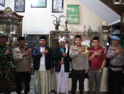 Patepang Sono Sareng Ulama, Kapolres Majalengka Kunjungi Ponpes Miftahul Hidayah Cinta Bakti