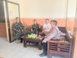 Sinergitas Bhabinkamtibmas dan Babinsa, Bersama Jalin Silaturahmi Dengan Masyarakat