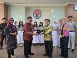 Kemenpora Bangga Tim Nawasena SMAN 28 Jakarta Wakili Indonesia Ikut Festival dan Kompetisi Budaya Folklore 2023 di Bulgaria
