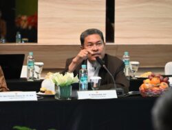 Hidayatullah Minta OJK Dorong Literasi Perbankan Syariah di Kalsel