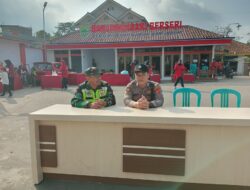 Perkuat Sinergitas TNI-Polri, Bhabinkamtibmas Polsek Cikijing Dan Anggota Koramil Sambangi Desa Banjaransari.