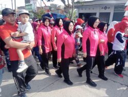 Kapolsek Cikijing Didampingi Ketua Bhayangkari Ranting Cikijing Turut Memeriahkan HUT Majalengka Ke-533