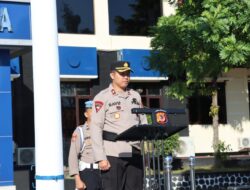 Kapolres Majalengka Diwakili Waka Polres Majalengka Pimpin Upacara Kenaikan Pangkat Pengabdian