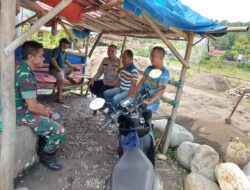 Bersinergi, Bhabinkamtibmas Sambang Desa Bersama Babinsa