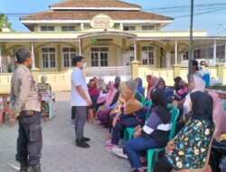 Bhabinkamtibmas Monitoring Posyandu di Desa Babakan Anyar