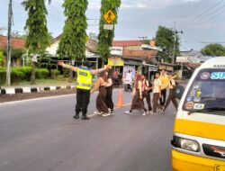 Polisi Dimana Mana, Laksanakan Gatur Pagi Berikan Pelayanan Prima Pada Masyarakat
