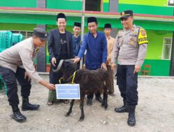 Kapolres Majalengka Bangkitkan Kepedulian Terhadap Sesama, Berikan Hewan Qurban ke Ponpes