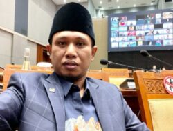 Lora Fadil Lepas Keberangkatan Calon Jemaah Haji di Ponpes Al-Qodiri Jember