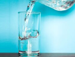 Cegah Dehidrasi, Ini Lima Tanda Anda Kurang Minum Air Putih
