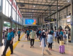 Naik KA dari Stasiun Gambir dan Pasar Senen, Perhatikan Syarat Terbaru