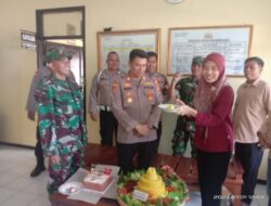 Muspika Sukahaji Datangi Polsek, Beri Ucapan Selamat HUT Bhayangkara ke 77