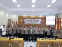 Bid Humas Polda Jabar Berikan Peningkatan Kemampuan Bidang Kehumasan Di Polres Majalengka