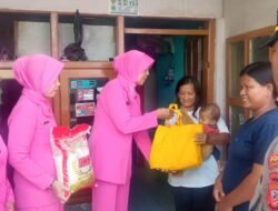 Kapolsek Jatiwangi Polres Majalengka Memberikan Bantuan Bahan Makanan Tambahan Bagi Anak Stunting