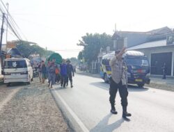 Wujud Empati, Bhabinkamtibmas Polsek Jatiwangi Melaksanakan Takjiah dan Mengantar Jenazah Warga Ke TPU