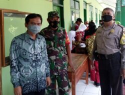 Sinergitas TNI-Polri, Kapolsek Kdp, Bhabinkamtibmas Dan Babinsa Sambang Warga Lewat Program “Ngobrol Mas”