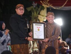 Pagelaran Wayang Kulit Polri HUT Bhayangkara ke-77 Catat Penghargaan MURl