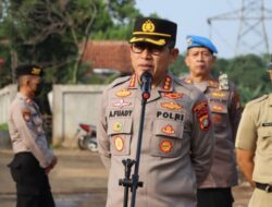 Viral Sampah Overload, Polres Depok Bantu Bersih-bersih TPA Cipayung