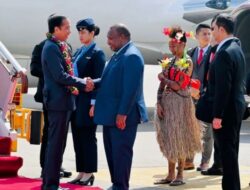 Presiden Jokowi Tiba di Papua Nugini, Disambut Hangat PM James Marape