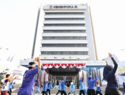 Bugarkan Pegawai dan Masyarakat, Kemenpora Terus Semarakkan Senam Jumat Krida