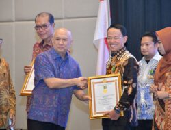 Bupati Majalengka, Mendapatkan Pengahargaan dari Kementrian Koperasi dan Usaha Kecil Menengah di masa Akhir Jabatannya