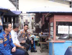Di Warung Kopi, Kapolres Majalengka, Kadin K2UKM, dan Kasat Pol PP Bersama Pimpinan Unras PC SPAI FSPMI Lakukan Koordinasi Pengupahan