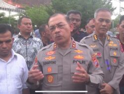 Kapolda Sumbar pastikan Anggotanya tidak ada yang Pijak Tempat Ibadah di Mesjid Raya Sumbar