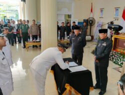 Pelantikan 64 Kepala Desa Terpilih, dilantik Bupati Majalengka Dr. H. Karna Sobahi