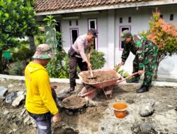 Bhabinkamtibmas Polsek Maja Berkolaborasi dalam Gotong Royong Membuat Jalan Lingkar di Desa Nunuk Baru