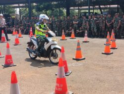 Satlantas Polres Majalengka Kampanye Keselamatan Berlalu Lintas dan Sosialisasi Etika Berkendara di Yonif 321 Kostrad Galuh Taruna