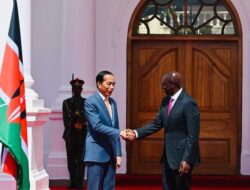 Hari Kedua di Kenya, Presiden Jokowi Lakukan Pertemuan Bilateral Dengan Presiden William Ruto