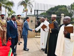 Presiden Joko Widodo, Mengunjungi Jomo Kenyatta’s Mausoleum